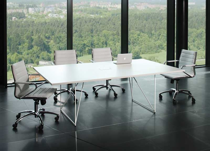 Air vergadertafel 8 stoelen