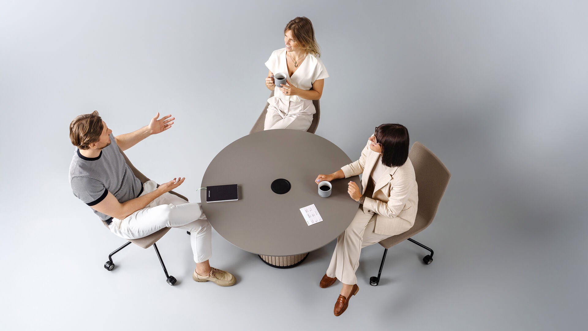 Vergadertafel Parthos 4-5 personen