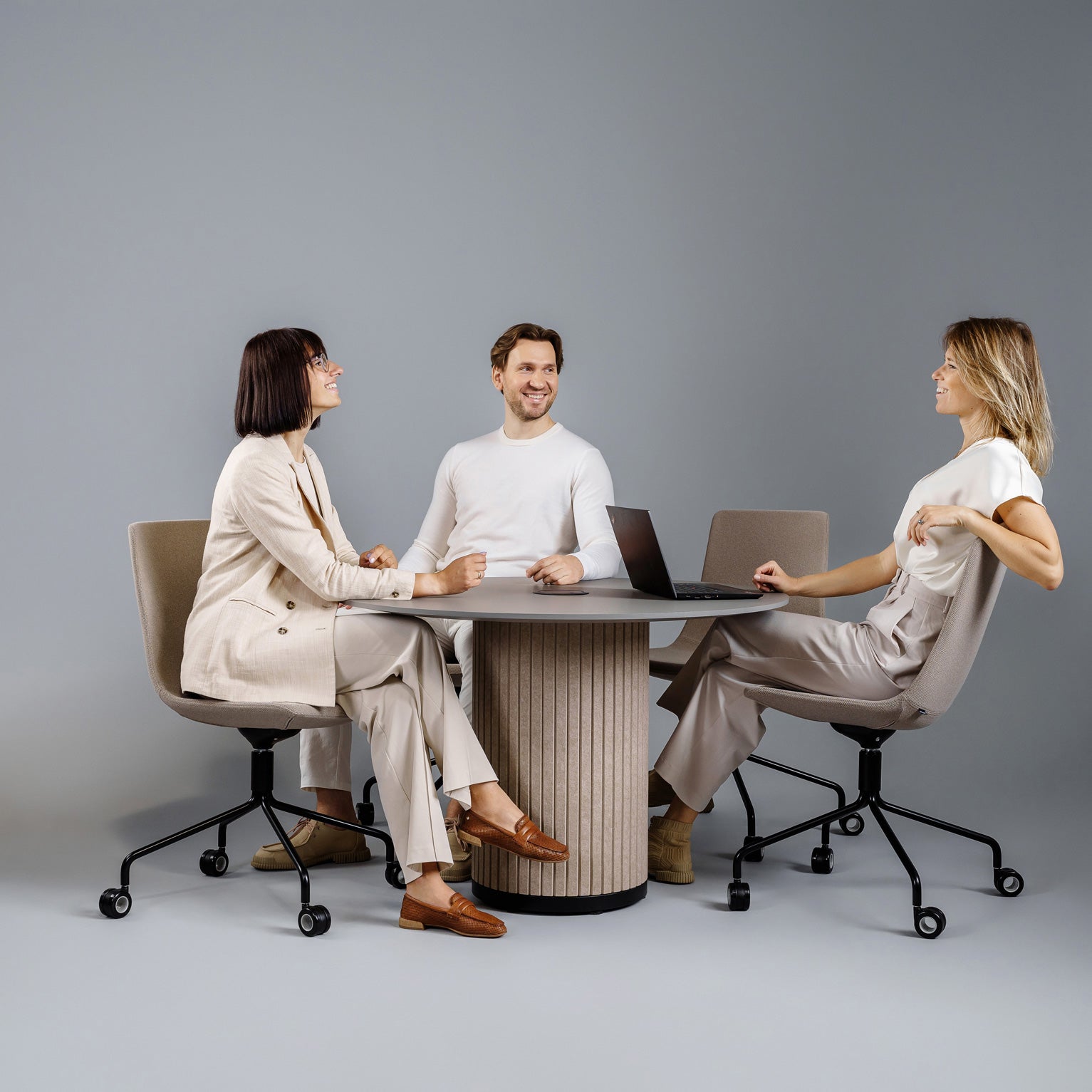 Vergadertafel Parthos 4-5 personen